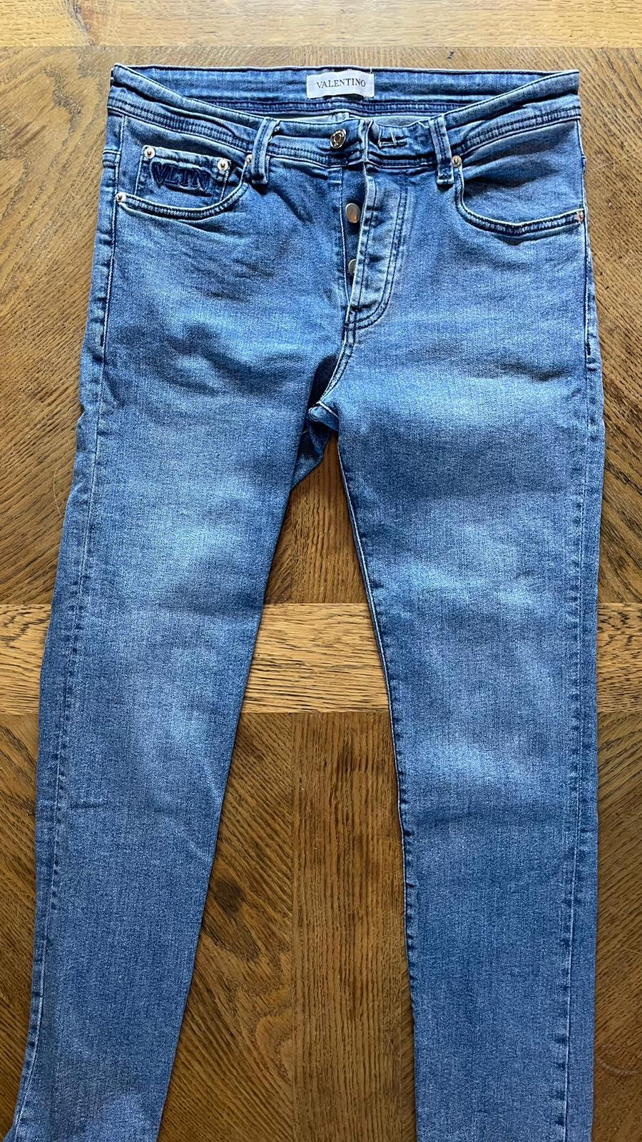 Valentino Jeans W33