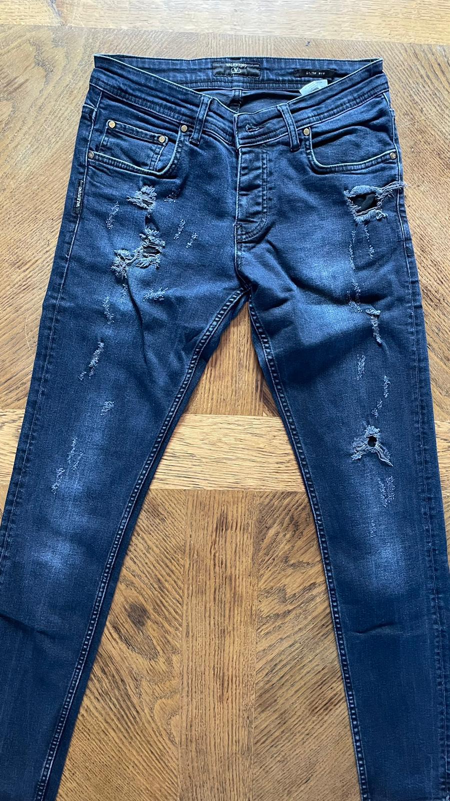 Valentino Jeans W33