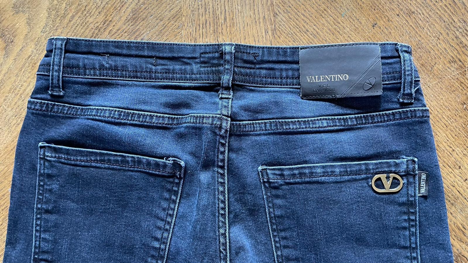 Valentino Jeans W33