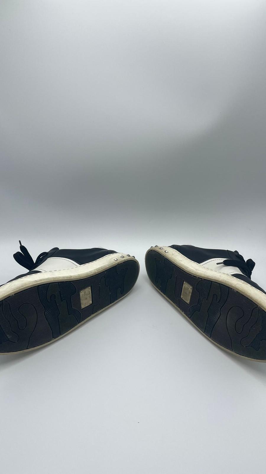 Valentino Flycrew