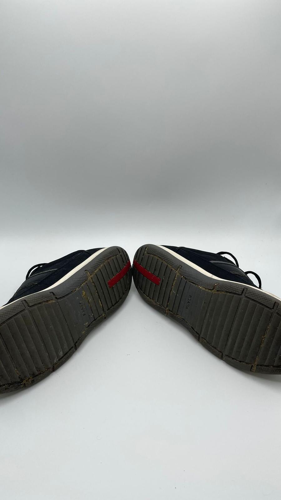 Prada - 42 EU