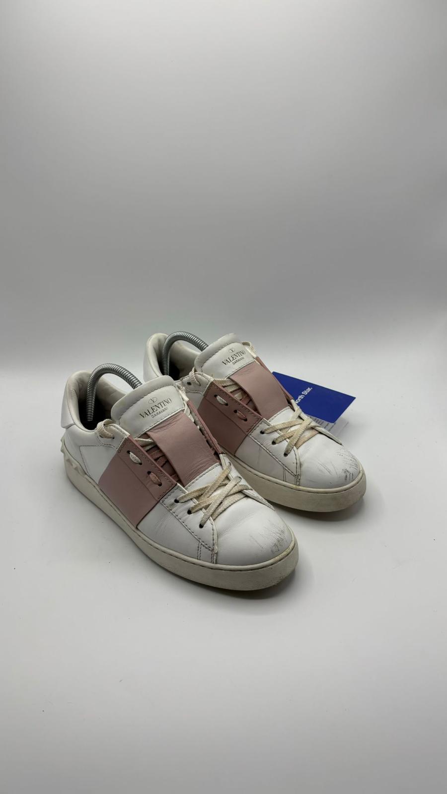 Valentino Open - 39 EU