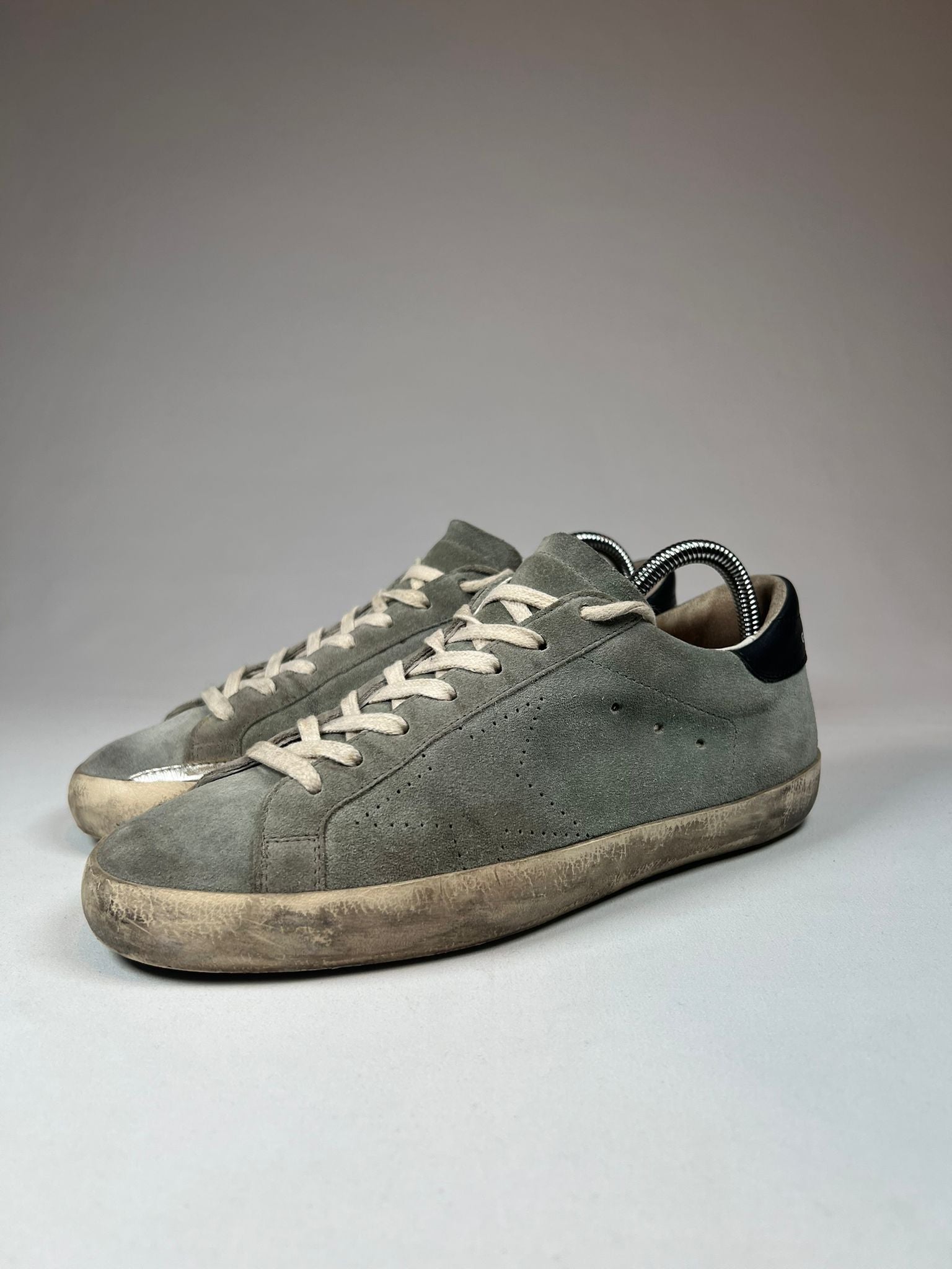 Golden Goose Supertar