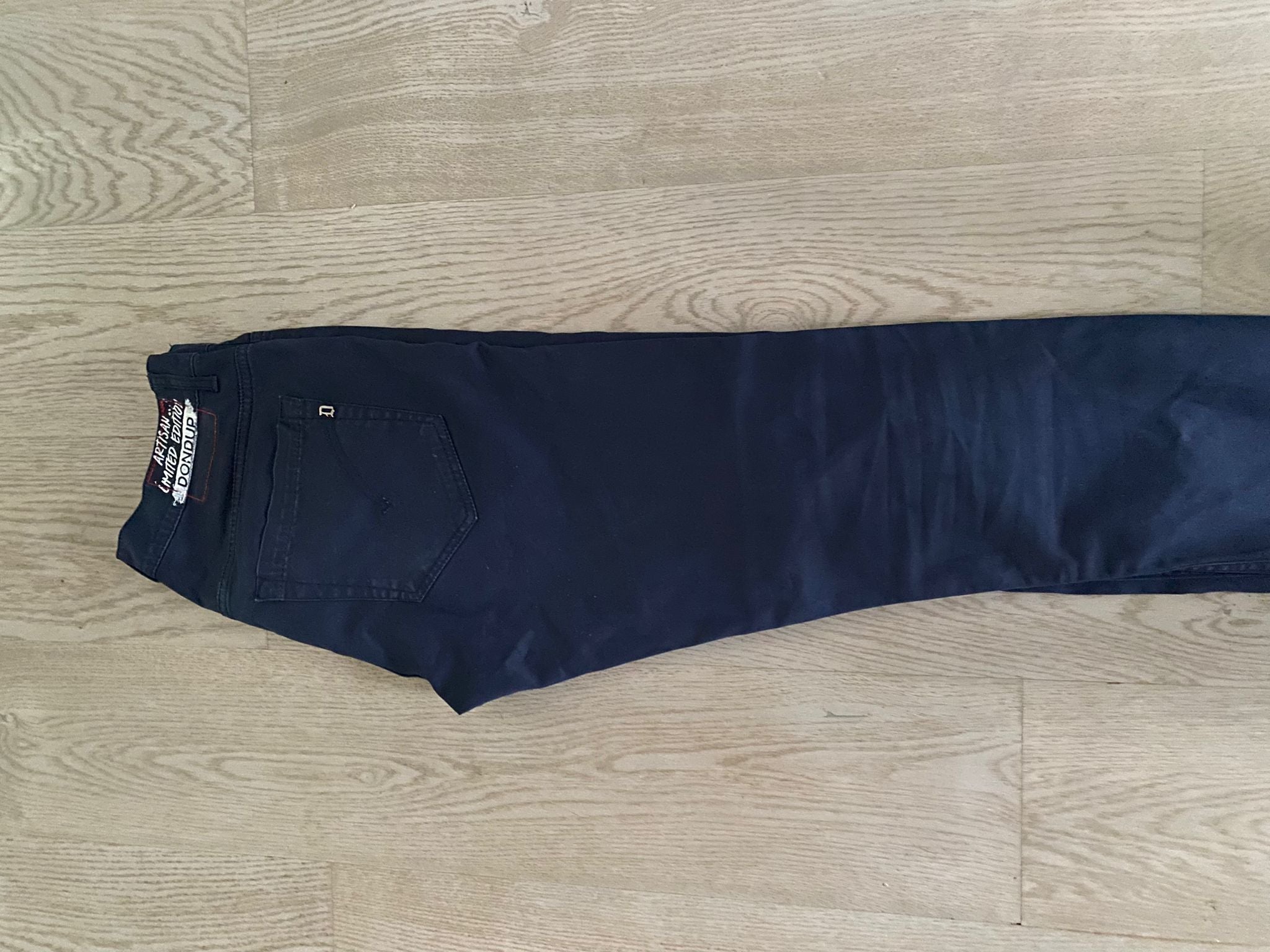 Bulk Dondup George x 8 + 1 Gondup George special edition
