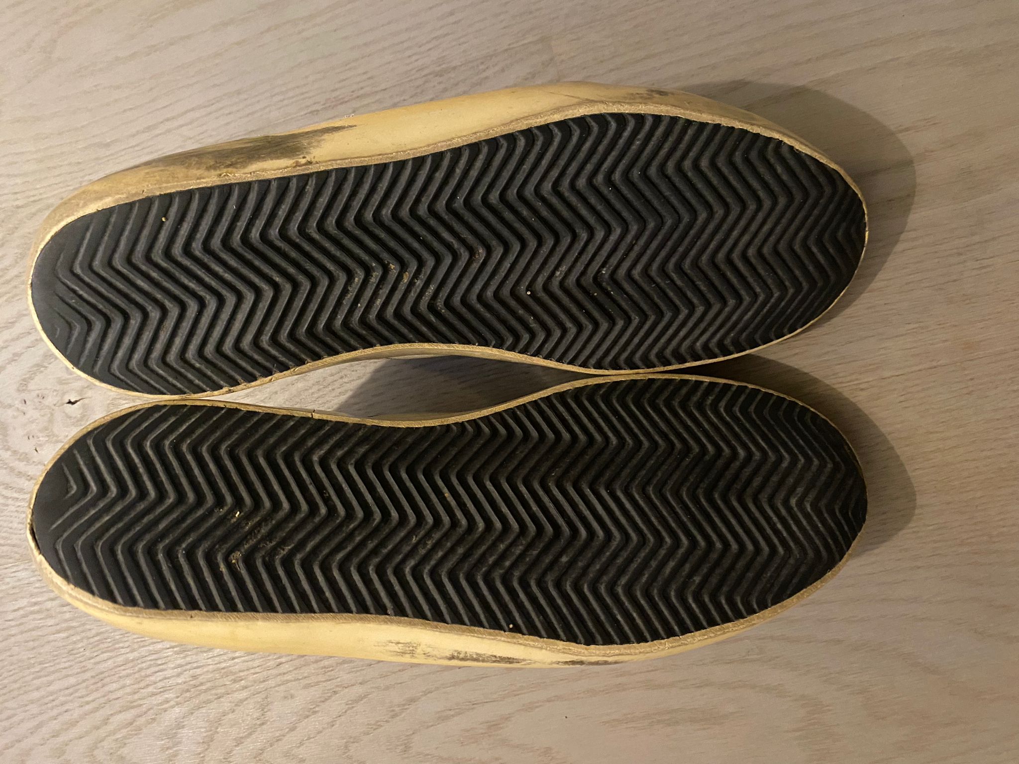 Golden Goose Superstar