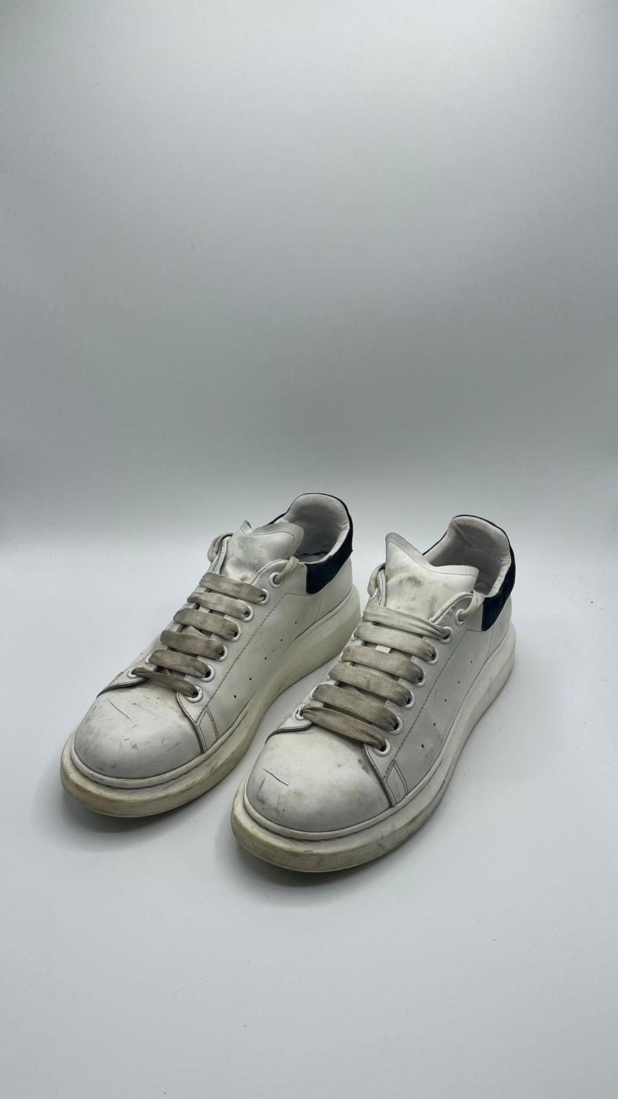 Alexander Mcqueen
