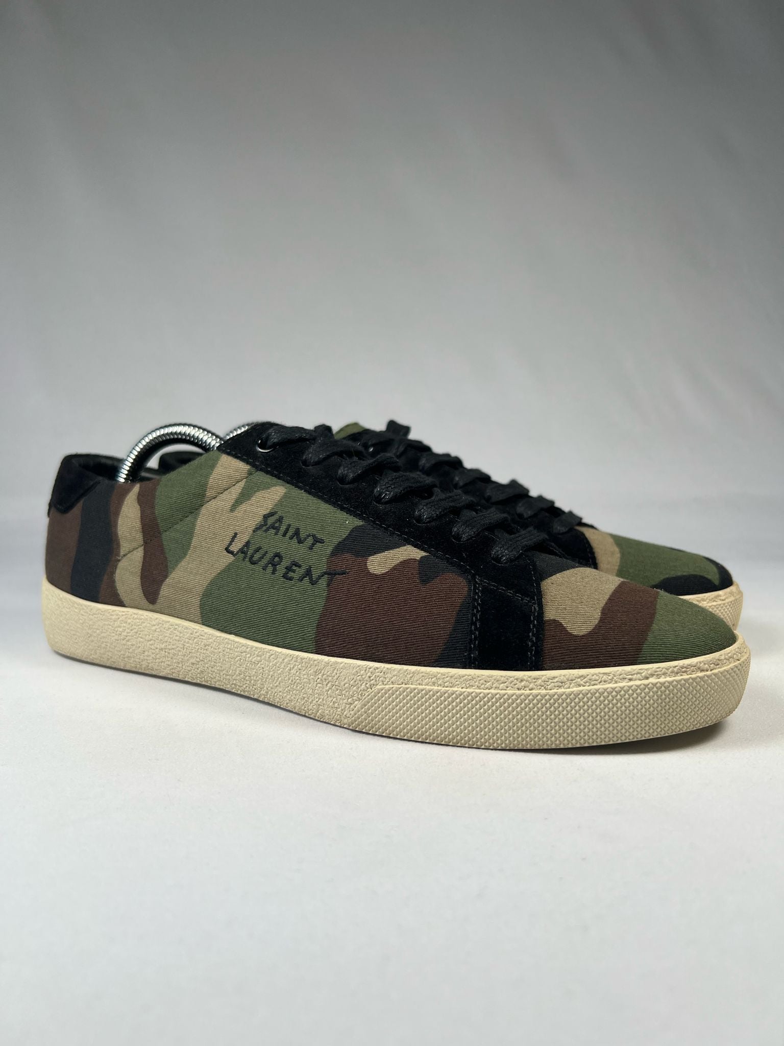Saint Laurent