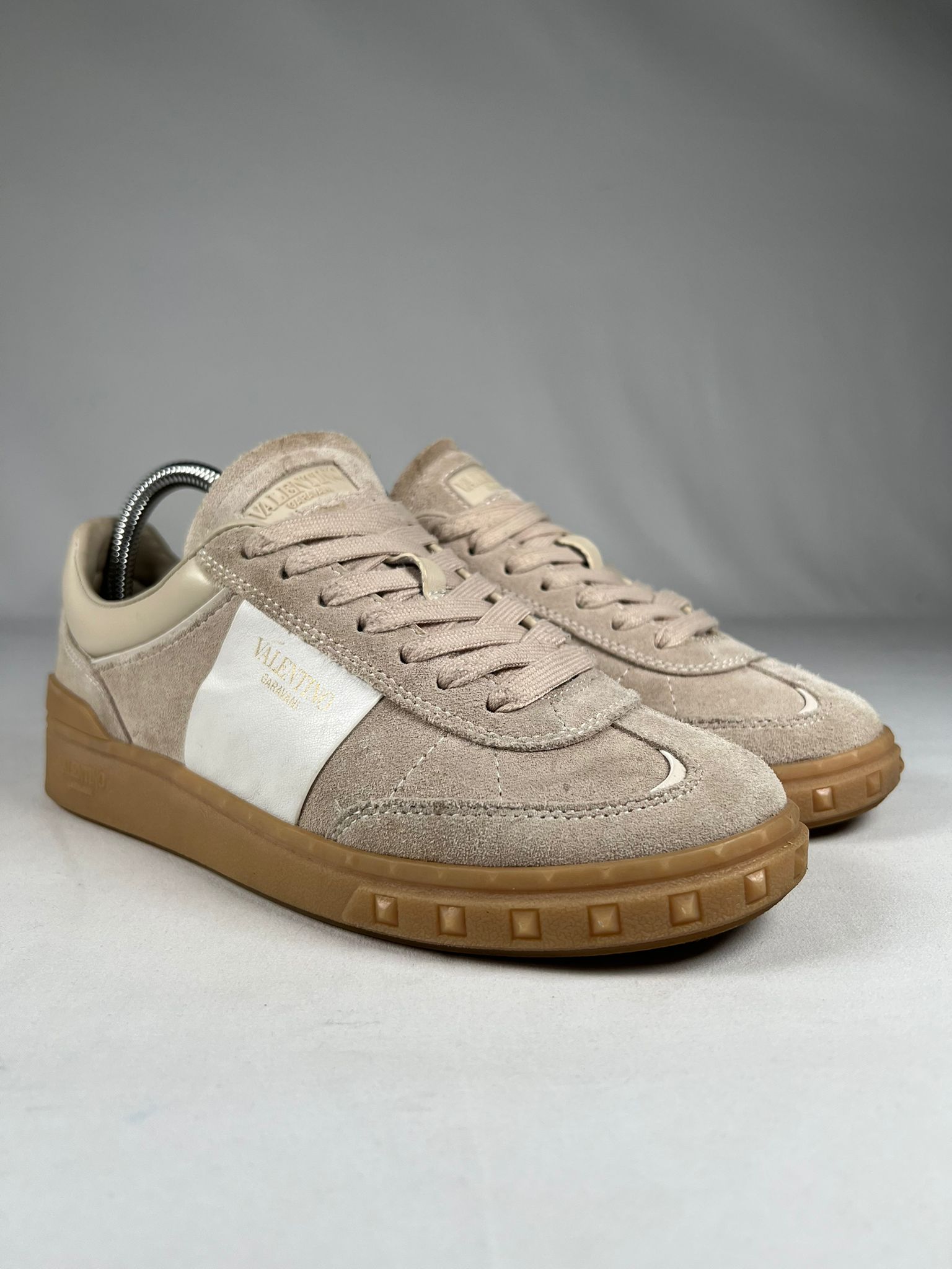 Valentino Upvillage