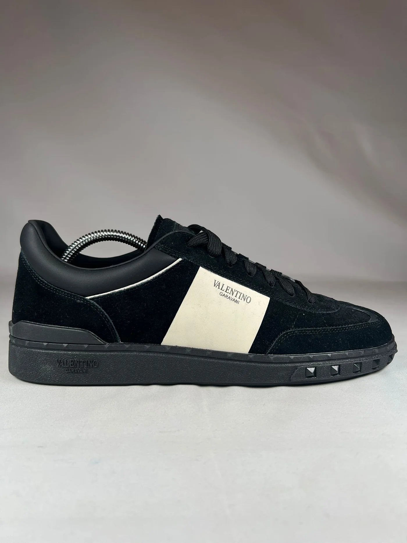 Valentino Upvillage