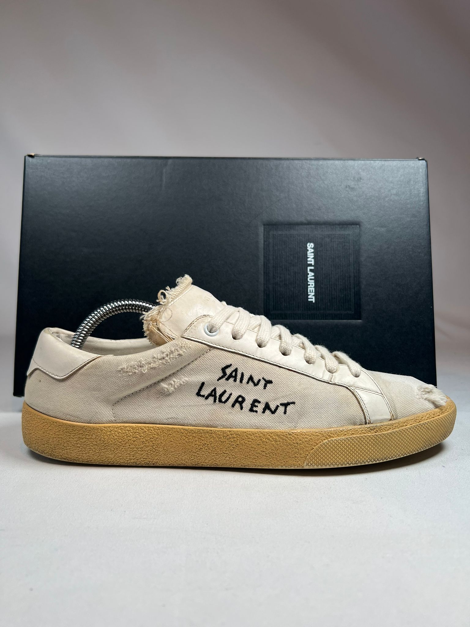 Saint Laurent