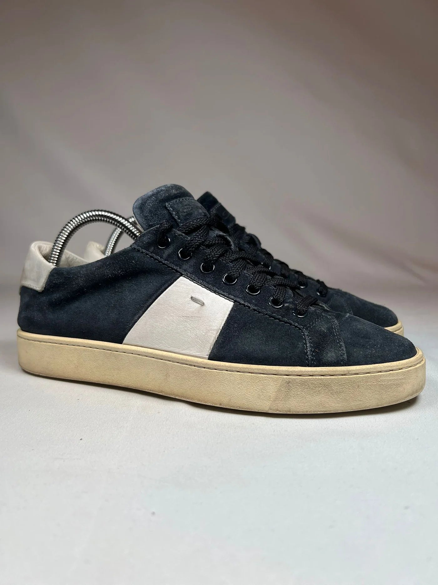 Santoni