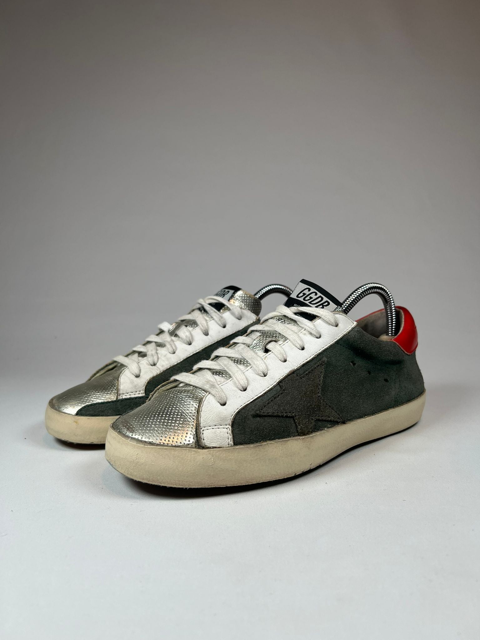 Golden Goose Superstar