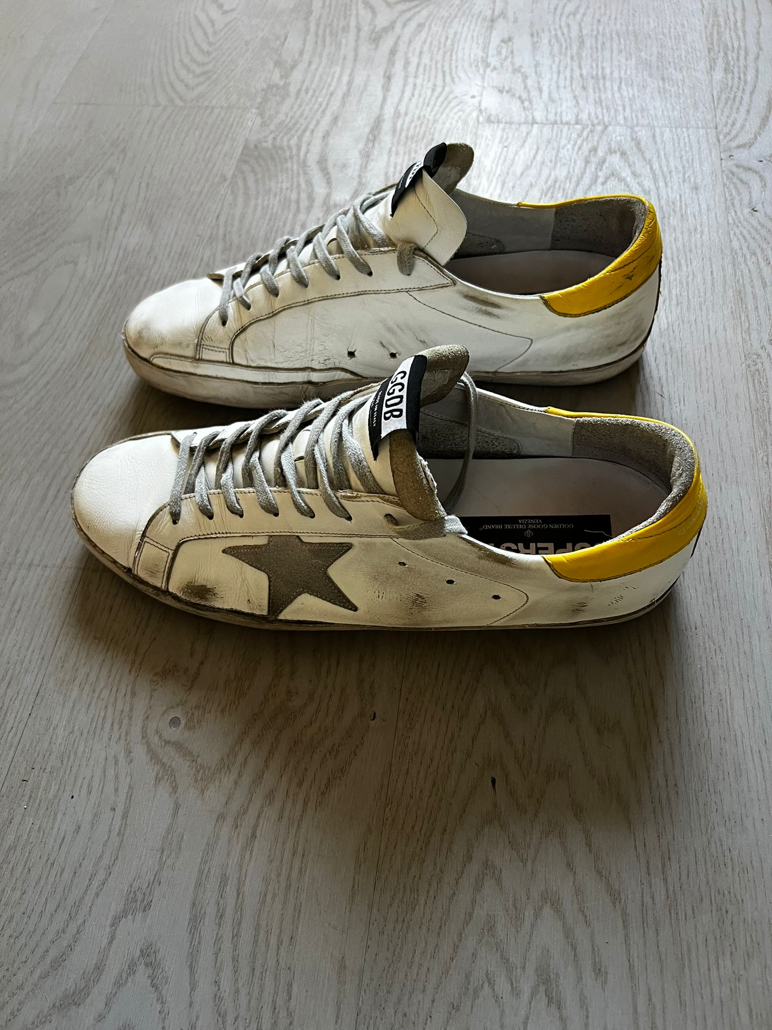 Golden Goose Superstar