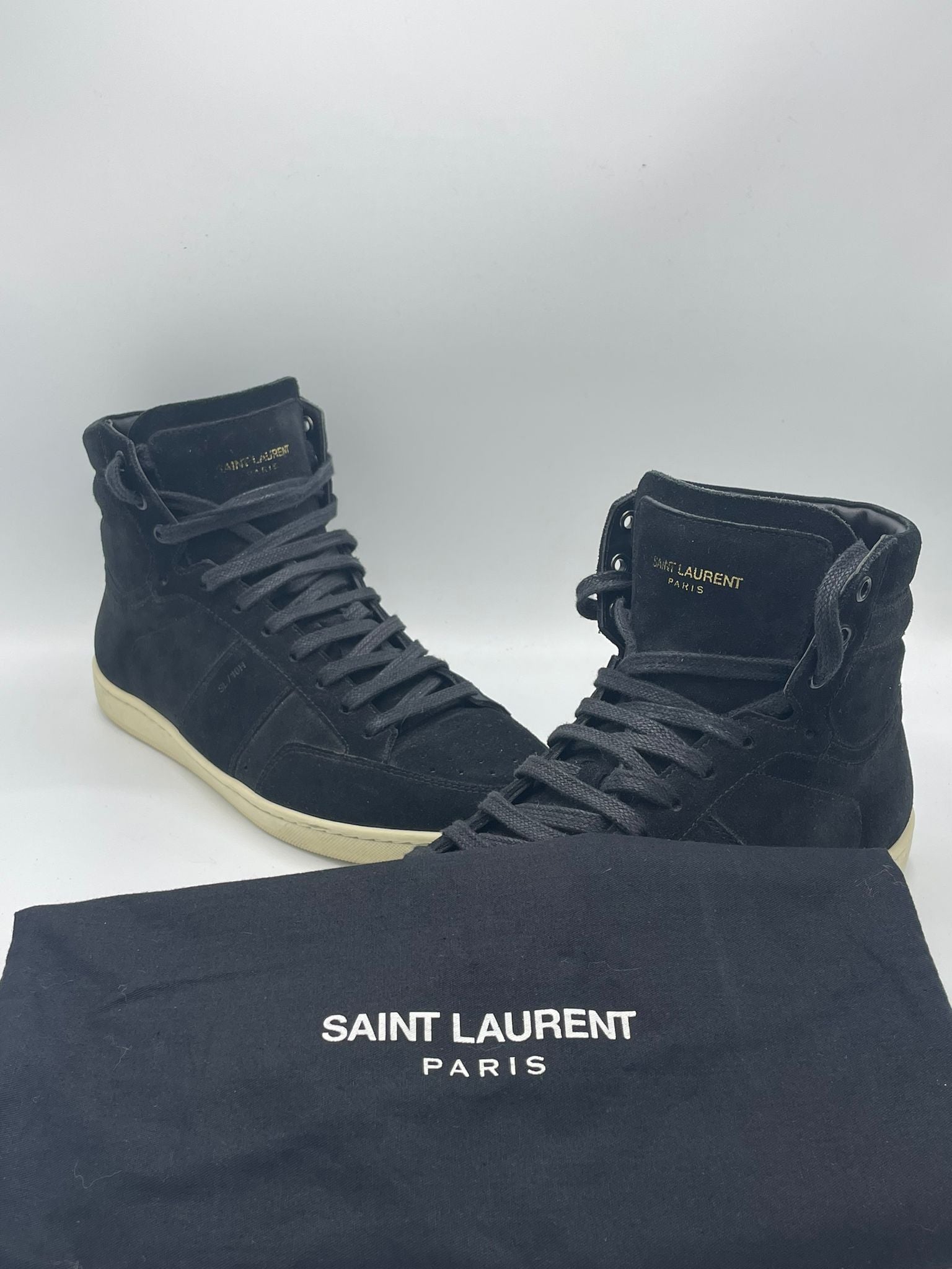 Saint Laurent