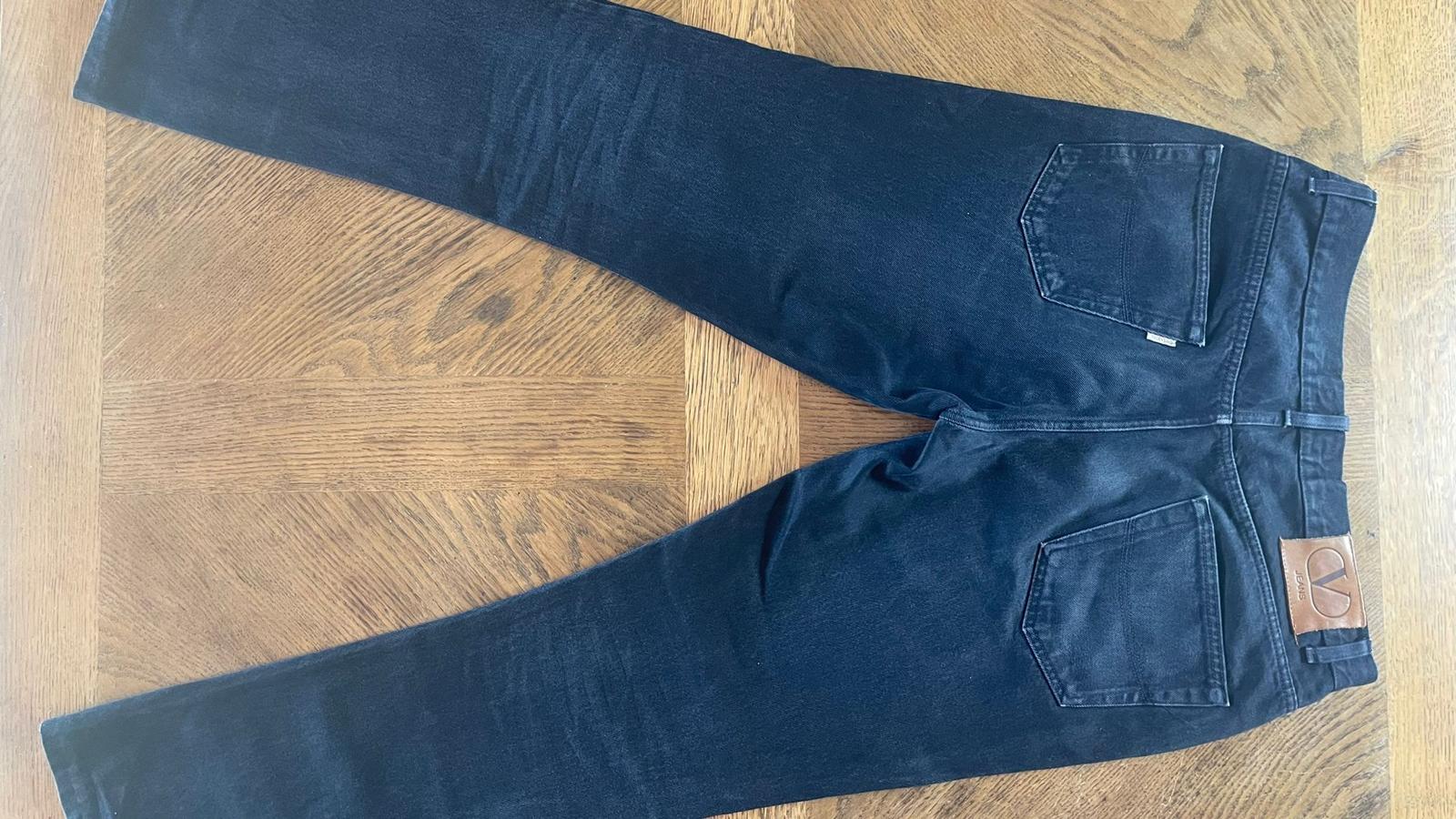 Valentino Jeans W33