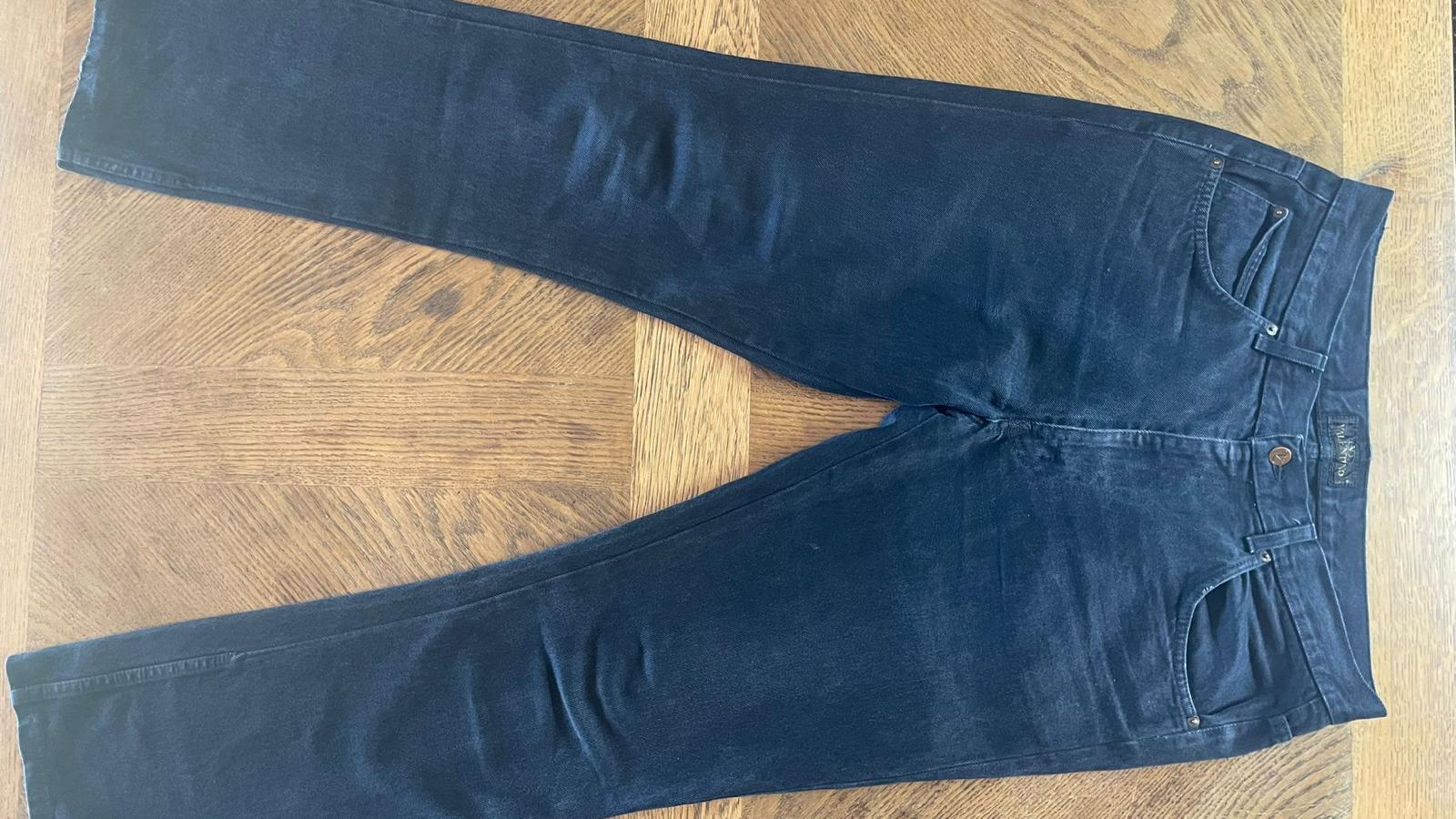 Valentino Jeans W33