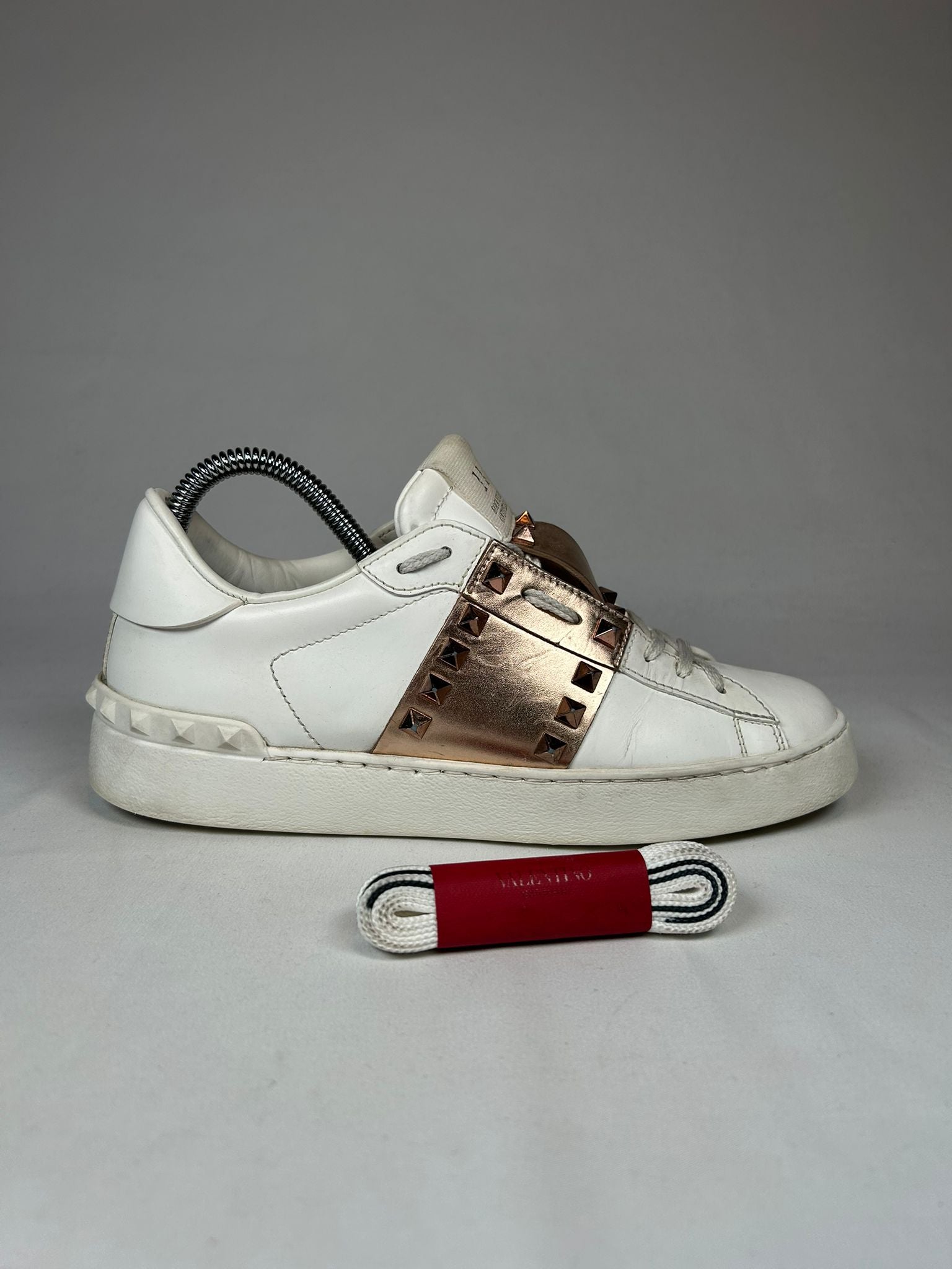 Valentino Open Rockstud Untiltled