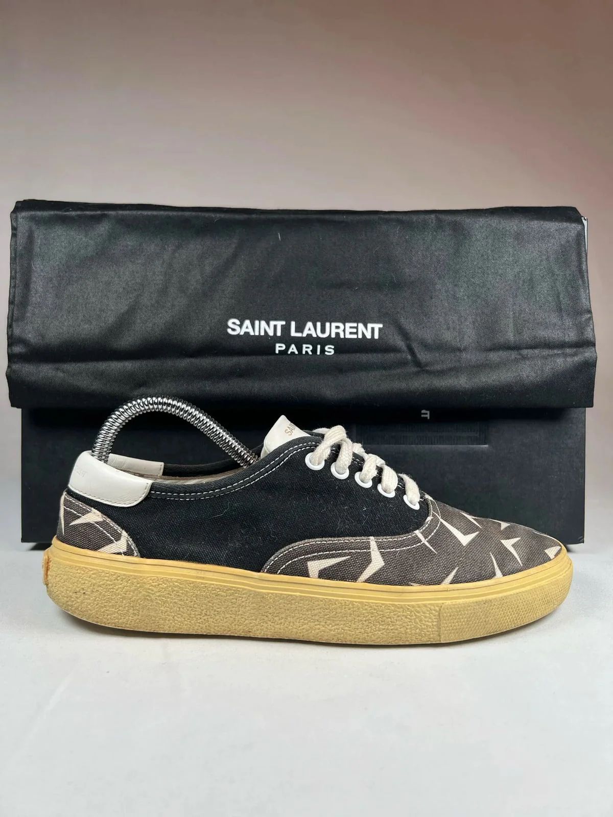 Saint Laurent