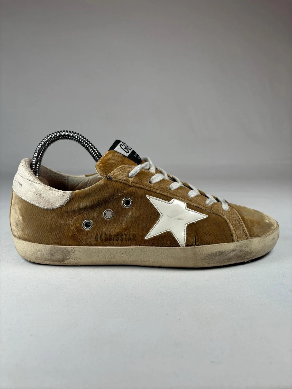 Golden Goose Superstar