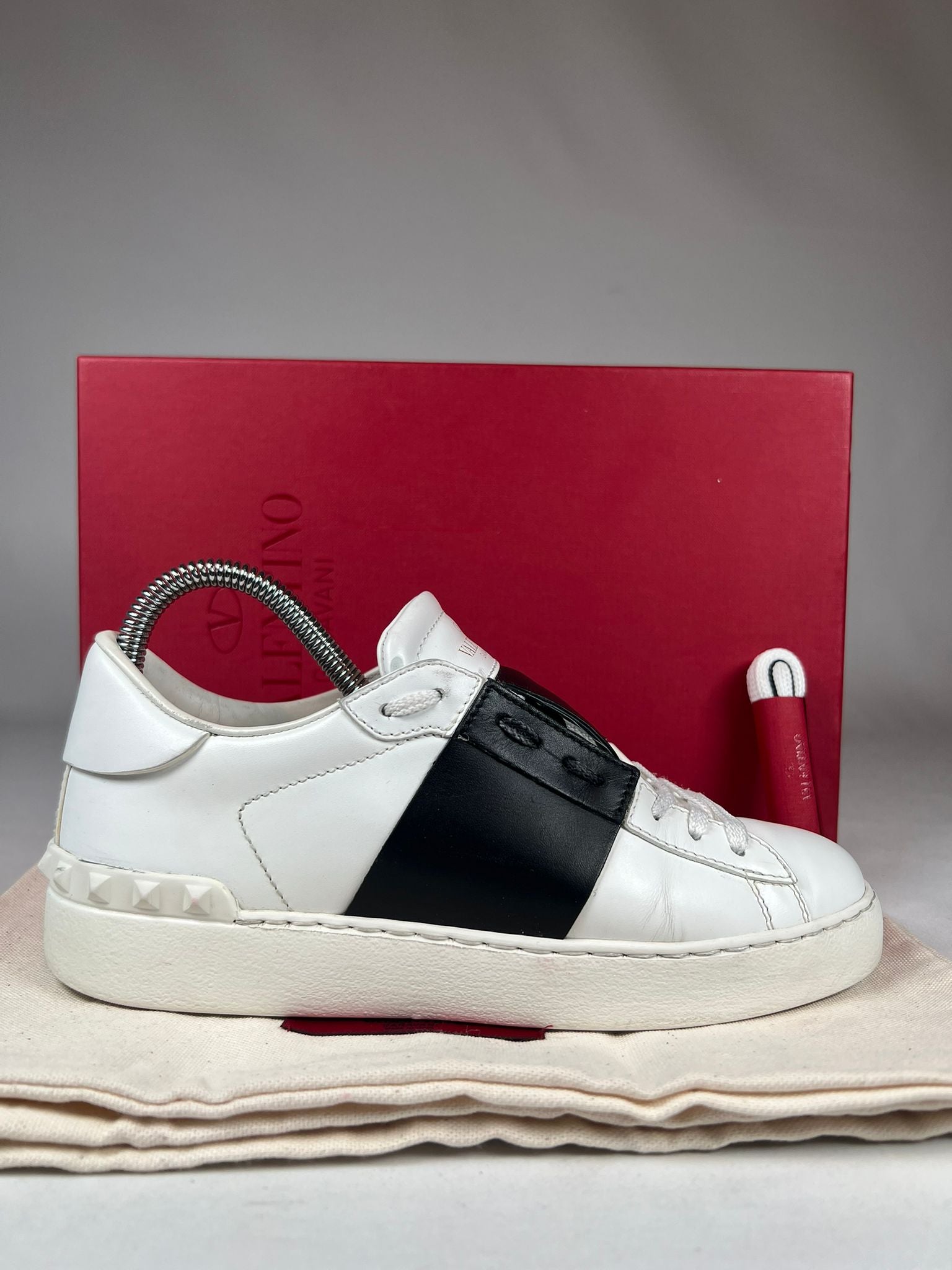 Valentino Open