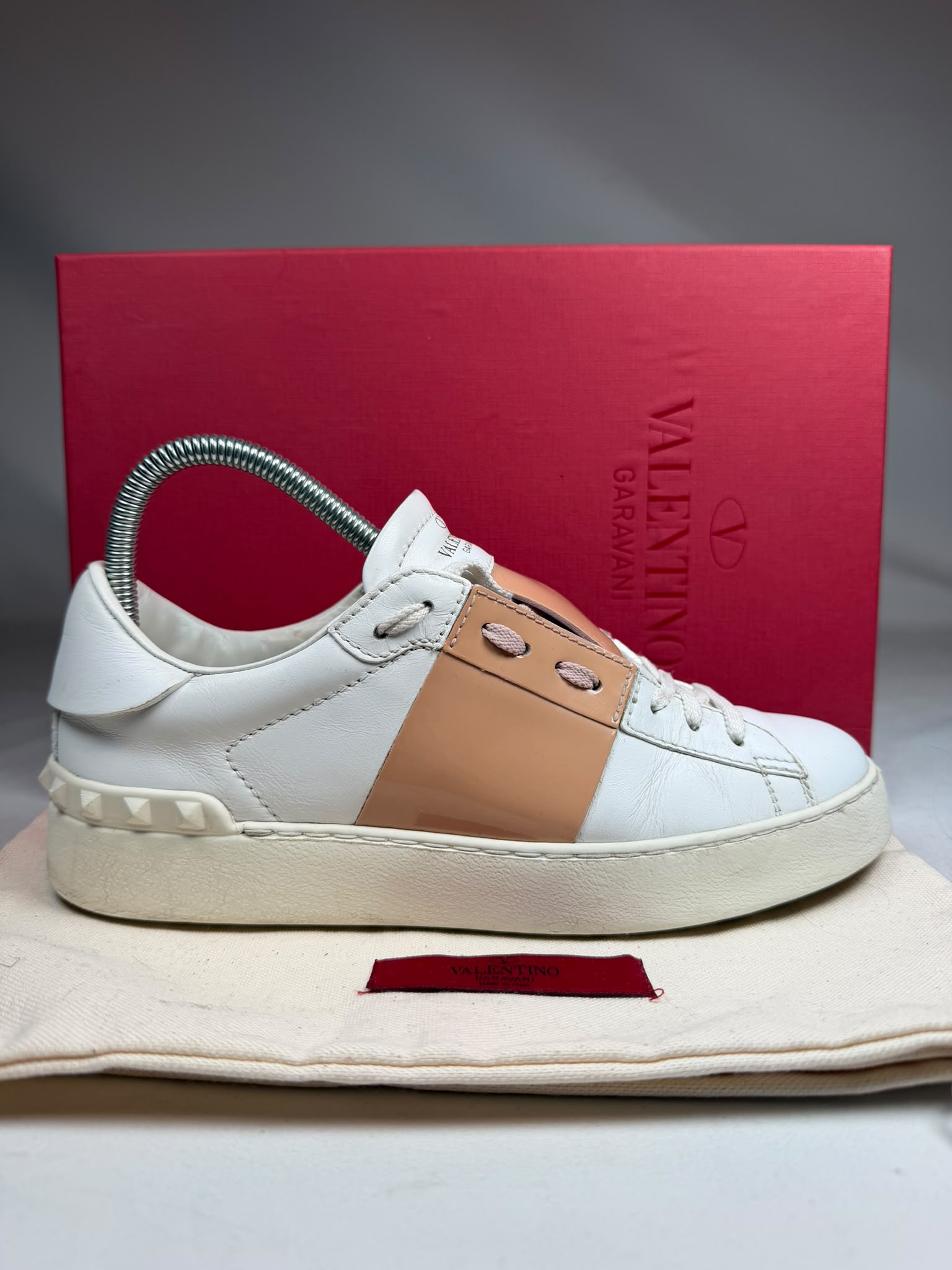 Valentino Open